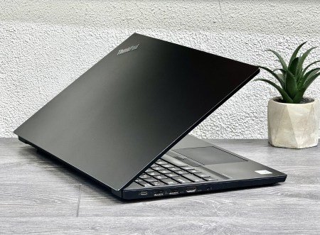 Lenovo Thinkpad E15 Gen1 16